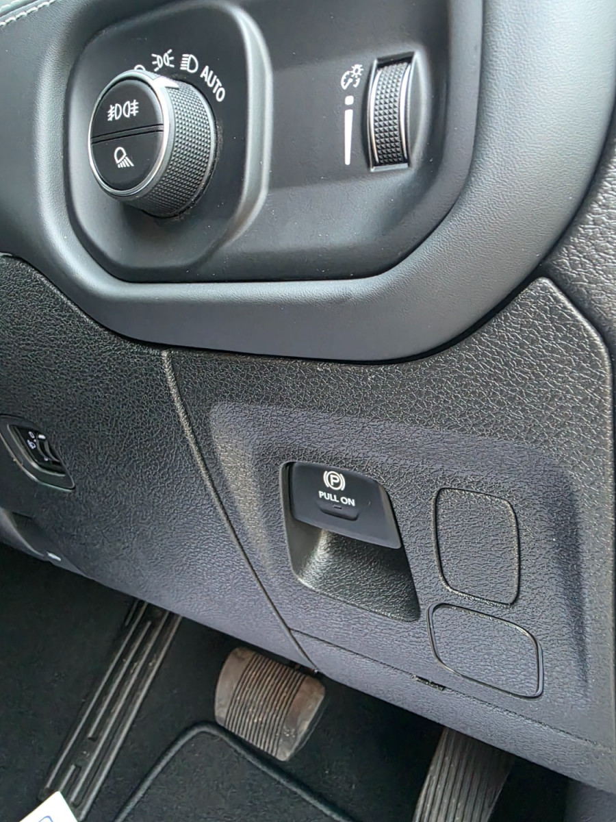2026 Ram 1500 DT Express Black Edition Hurricane SO Ute Image 12