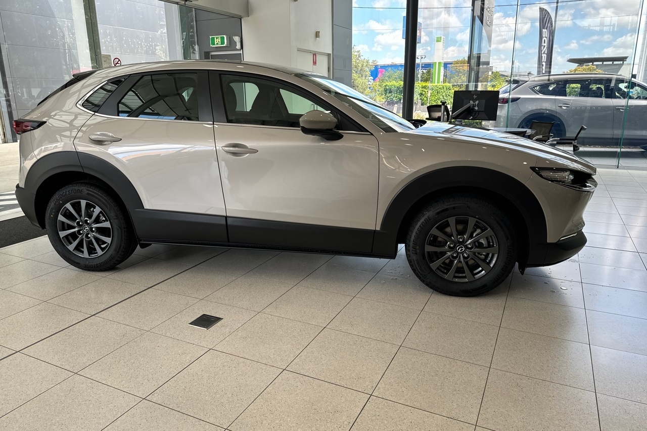 2025 MY24 Mazda CX-30 DM2W7A G20 Pure SUV Image 2