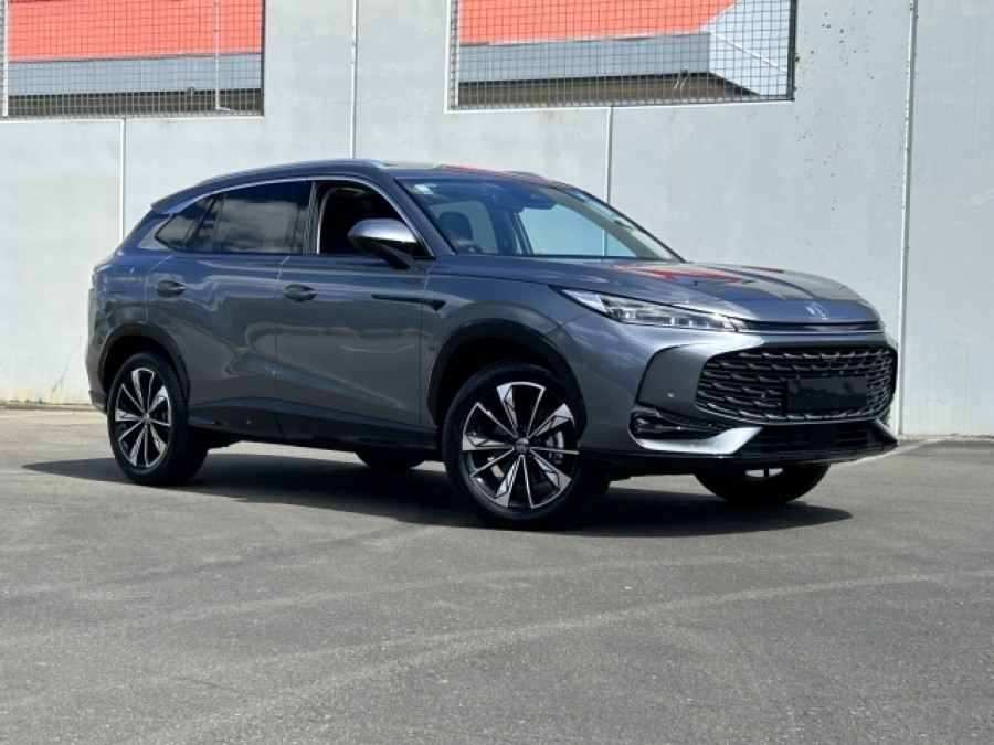 2026 MG HS Essence SUV Image 1