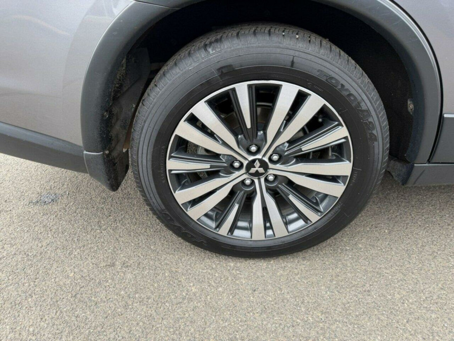 2019 Mitsubishi Outlander ZL ES SUV Image 22