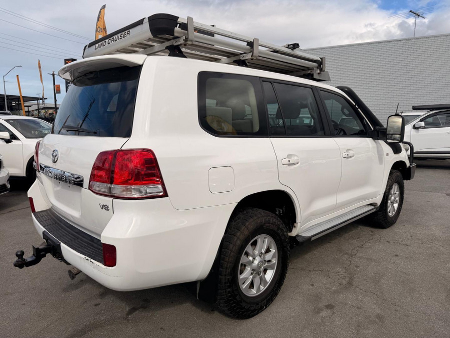 2009 Toyota LandCruiser VDJ200R GXL SUV Image 7