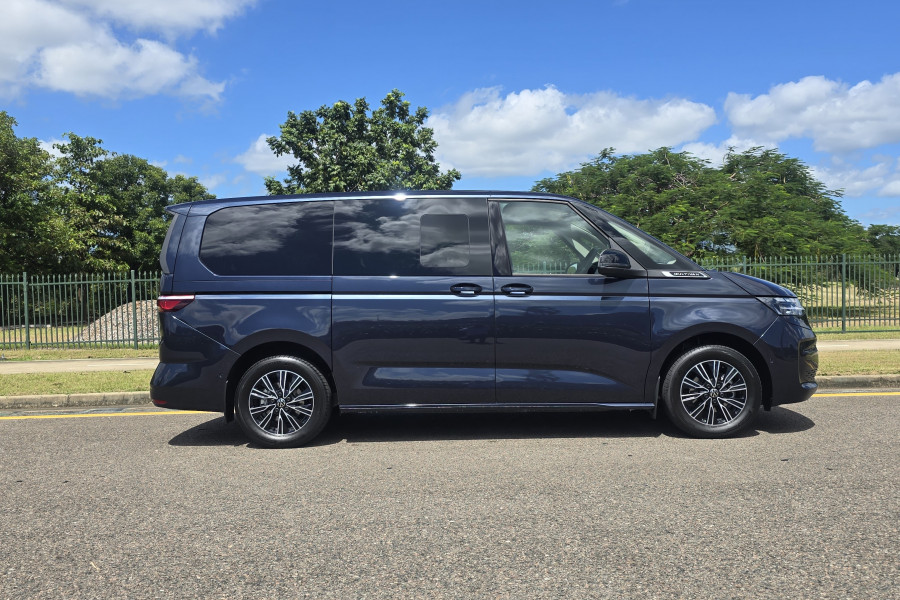 2025 Volkswagen Multivan  Life LWB People Mover Image 8
