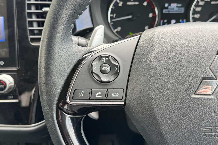 2020 MY21 Mitsubishi Outlander ZL LS SUV Image 11