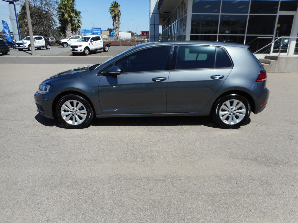 2018 Volkswagen Golf Hatchback Image 5