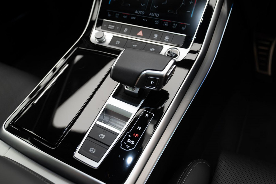 2025 MY26 Audi Q7 4M TFSI 250kW S line SUV