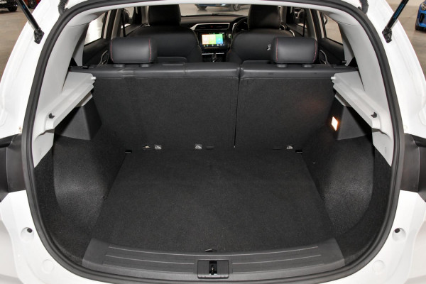2024 MG ZST  Essence SUV image 19