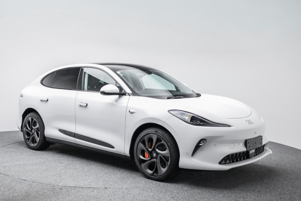 2026 MG IM6 Platinum SUV Image 1