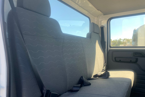 2026 Isuzu NPR Cab Chassis Image 16