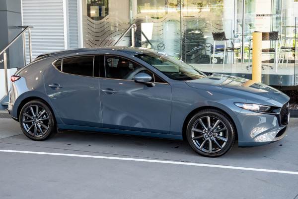 2023 Mazda 3 BP Series G20 Touring Hatch Image 3