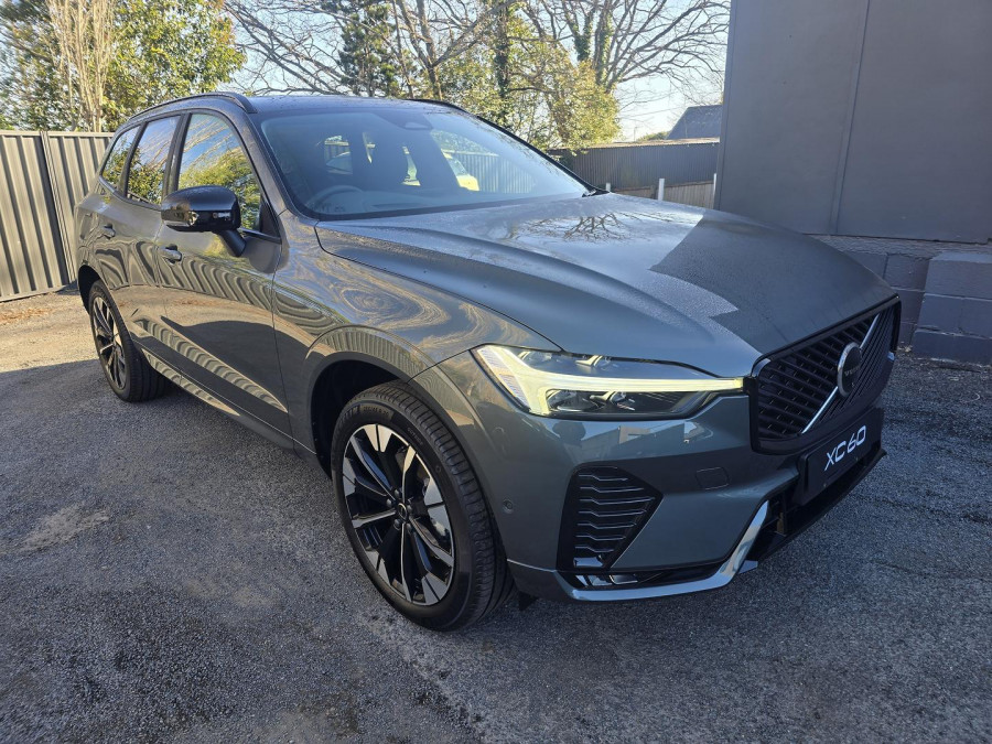 2026 Volvo XC60 UZ Ultra B5 Dark SUV Image 2