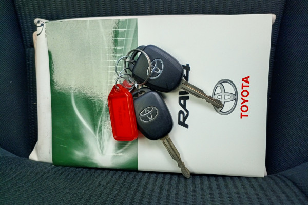 2017 Toyota RAV4 ZSA42R GX SUV Image 17