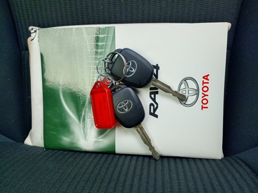 2017 Toyota RAV4 ZSA42R GX SUV Image 17