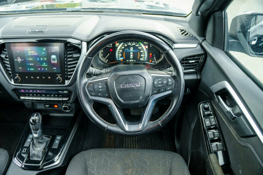 2025 MY24 Isuzu D-MAX RG LS-U Cab Chassis Image 10