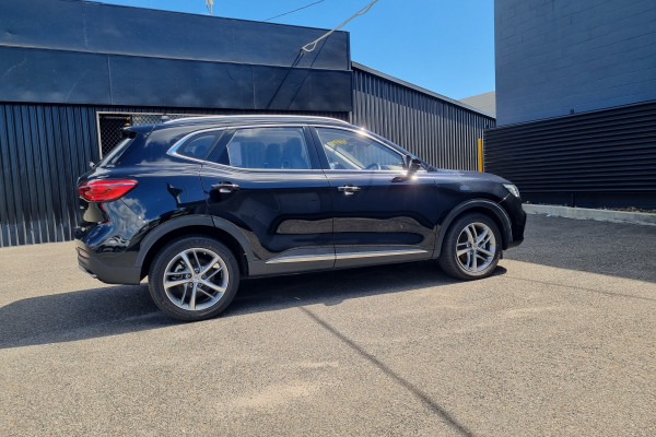 2022 MG HS SAS23 Essence SUV Image 4