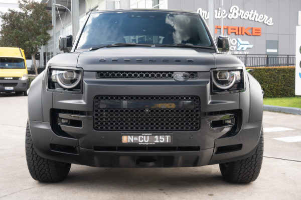 2026 Land Rover Defender L663 110 P635 OCTA Black SUV image 3