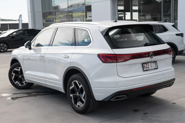 2025 Volkswagen Touareg RC R SUV Image 2