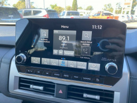 2024 MY25 Mitsubishi Triton MV GLS Ute image 29