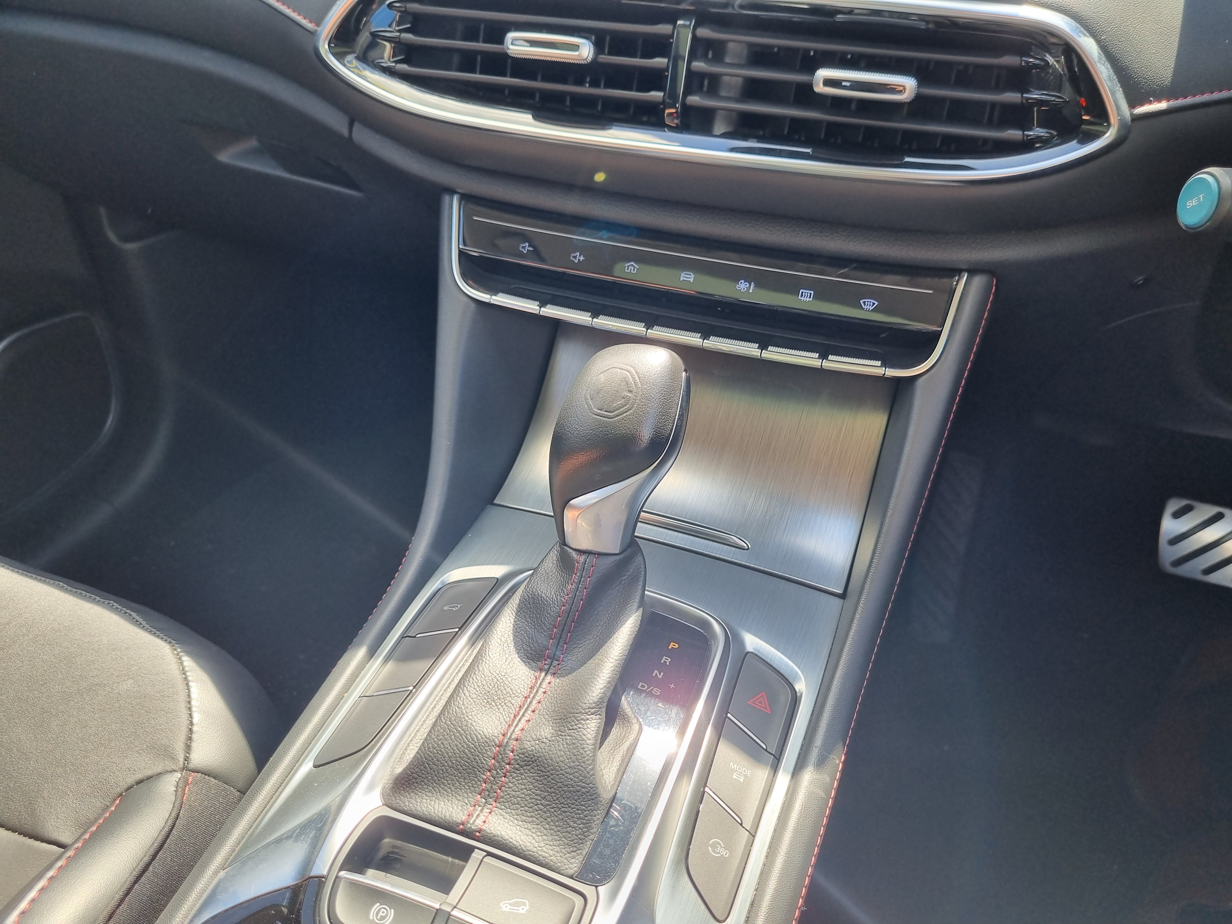2022 MG HS SAS23 Essence SUV Image 13