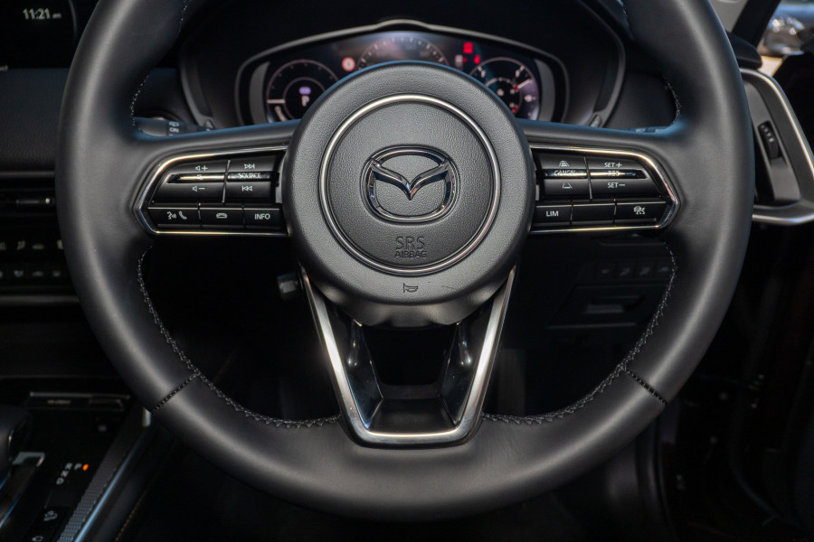 2025 Mazda CX-80 KL P50e GT SUV Image 11