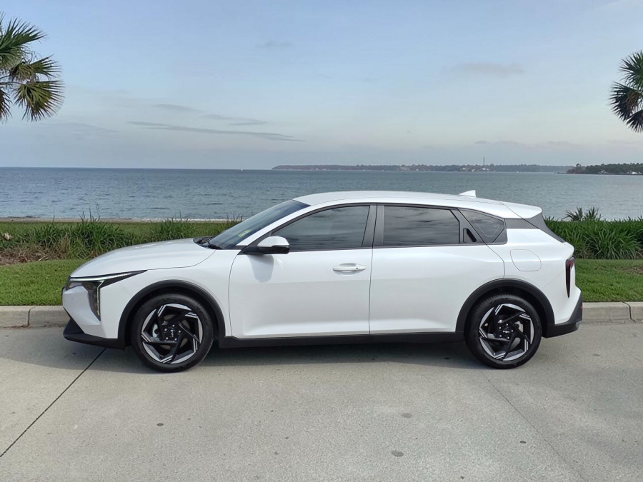 2025 MY26 Kia K4 CL4m Sport Hatch Image 5