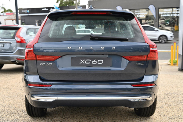 2022 Volvo XC60  B5 Inscription Suv Image 4