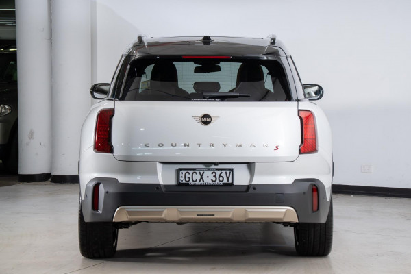 2026 MY25 MINI Countryman U25 S Favoured SUV image 3