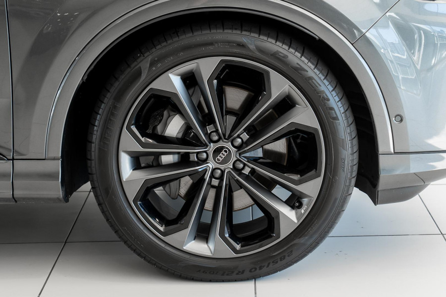 2025 Audi Q7 4M 50 TDI S line SUV