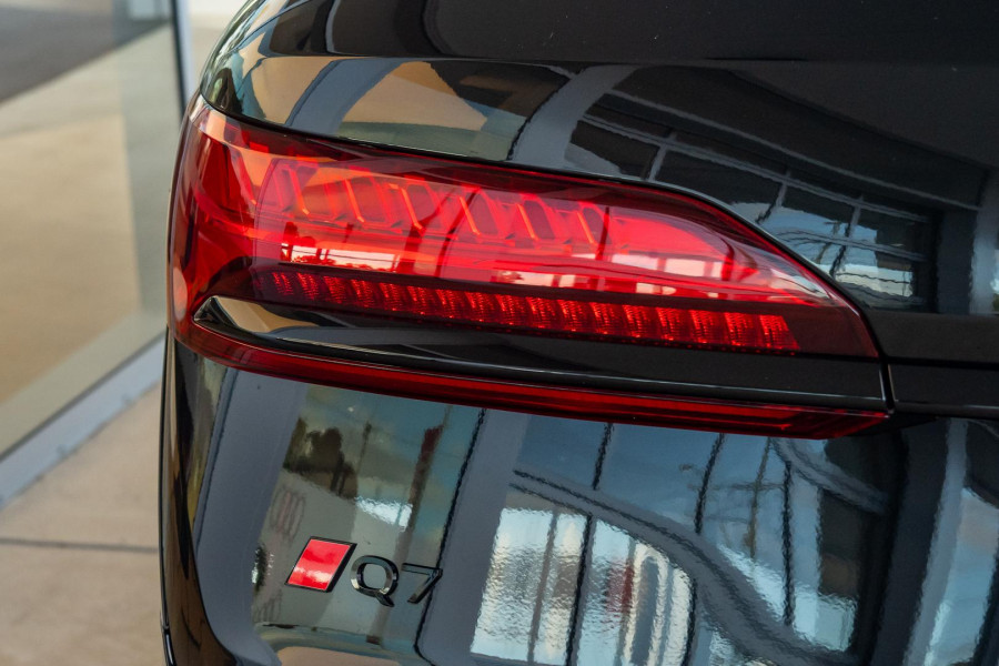 2024 MY25 Audi Q7 4M 55 TFSI S line SUV