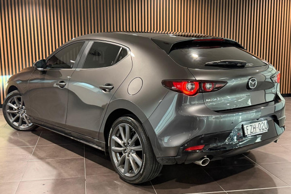 2025 Mazda 3 BP Series G20 Evolve Hatch Image 2