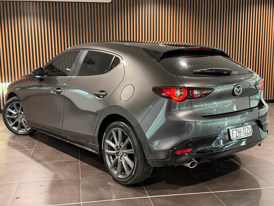 2025 Mazda 3 BP Series G20 Evolve Hatch Image 2