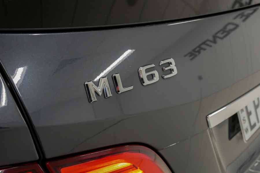 2012 Mercedes-Benz M-Class W166 ML63 AMG SUV Image 16