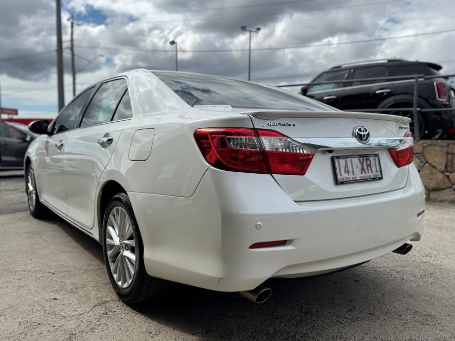 2017 Toyota Aurion GSV50R Presara Sedan Image 8