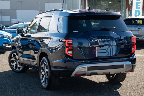 2025 KGM Torres J116 Adventure SUV Image 2