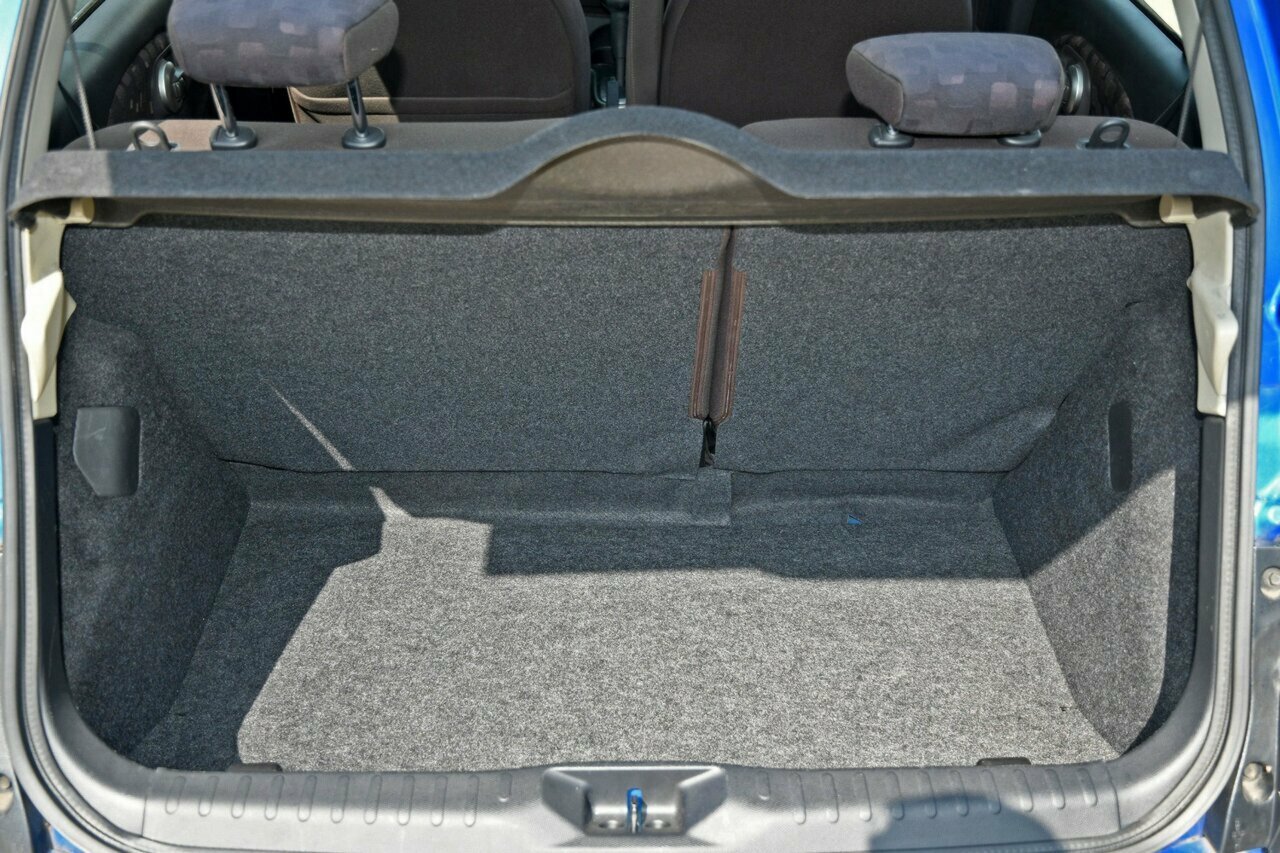2010 Nissan Micra K12 Hatch Image 15