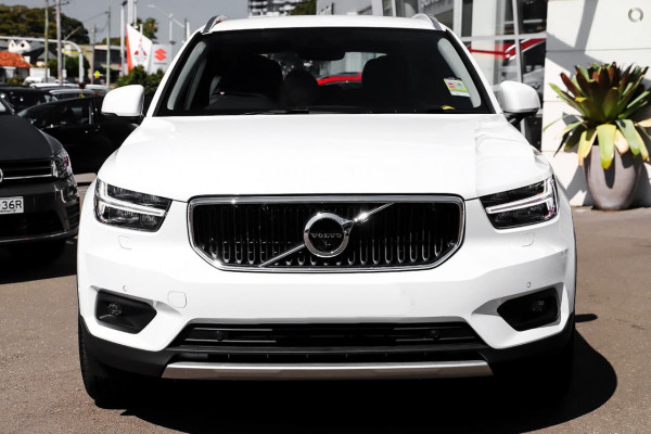 2020 Volvo XC40 XZ T4 Momentum Suv