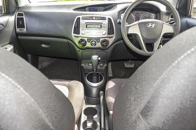 2014 Hyundai i20 PB Active Hatch Image 9