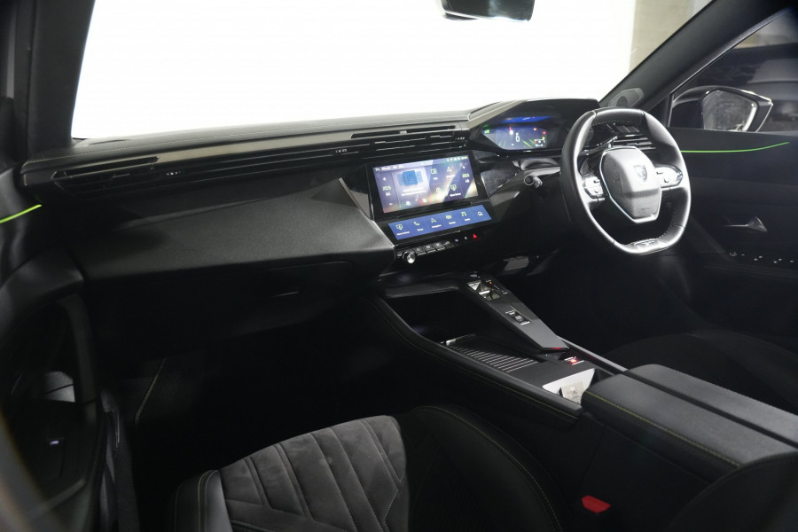 2022 Peugeot 308 GT Hatch Image 13
