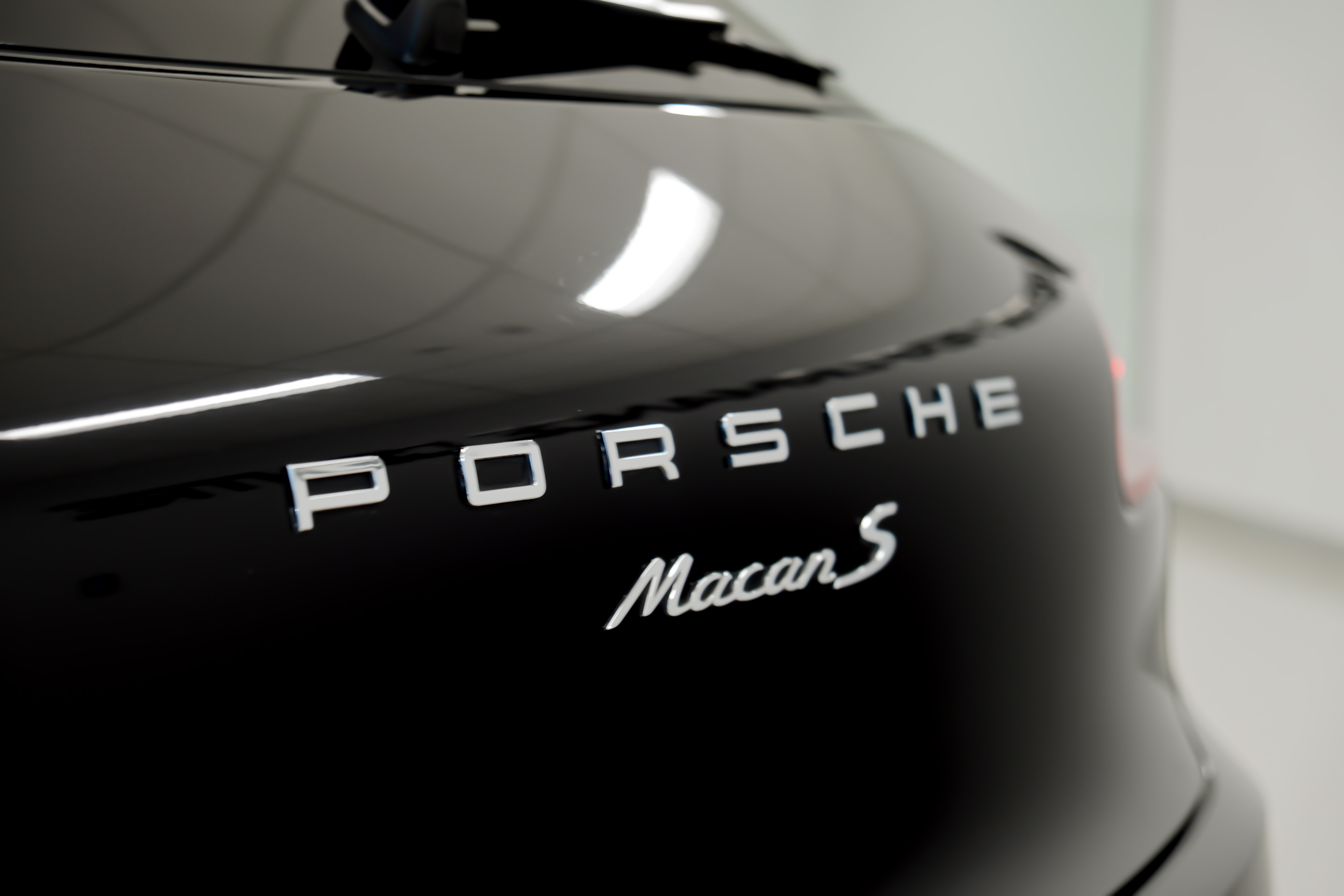 2017 MY18 Porsche Macan 95B  S Diesel Wagon Image 14