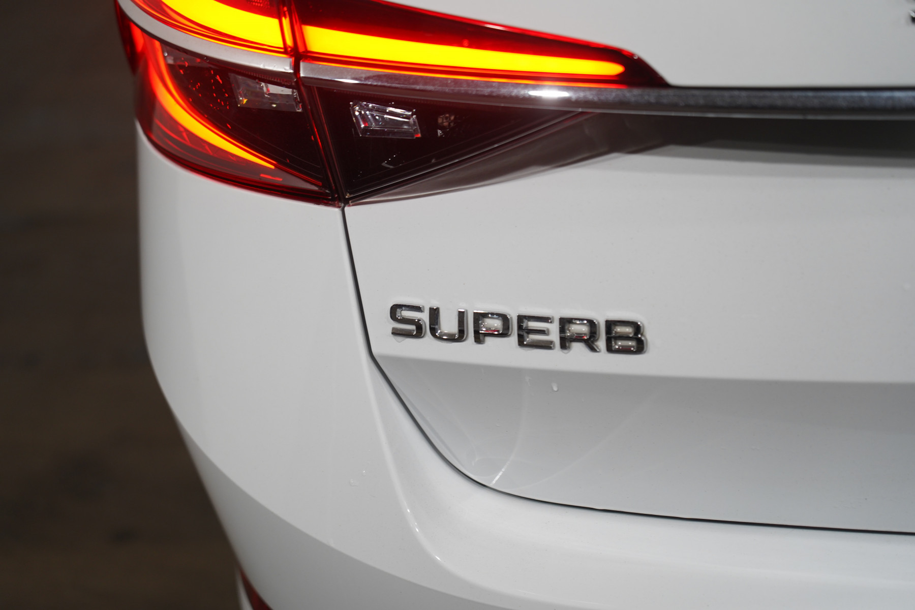 2022 Skoda Superb Style SUV Image 9