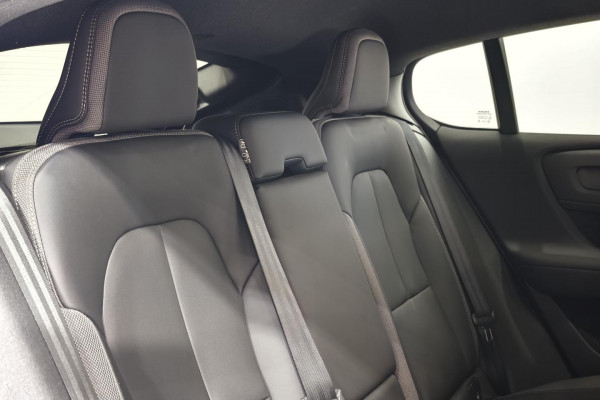 2022 MY23 Volvo C40 XK Recharge Twin SUV Image 21