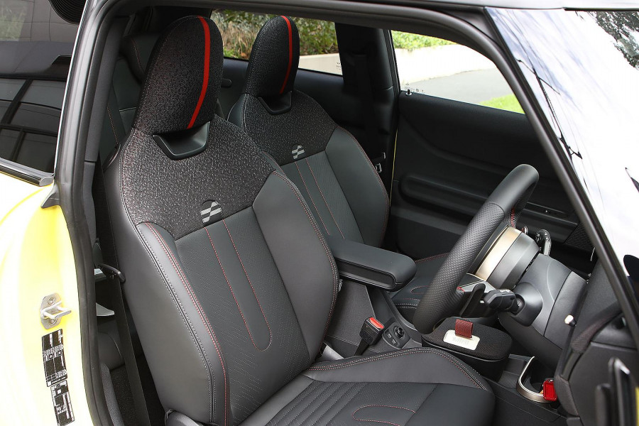 2026 MINI Cooper F66 JCW Favoured Hatch