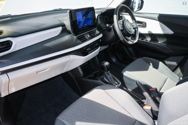 2026 Suzuki Swift UZ Hybrid Plus Hatch Image 8