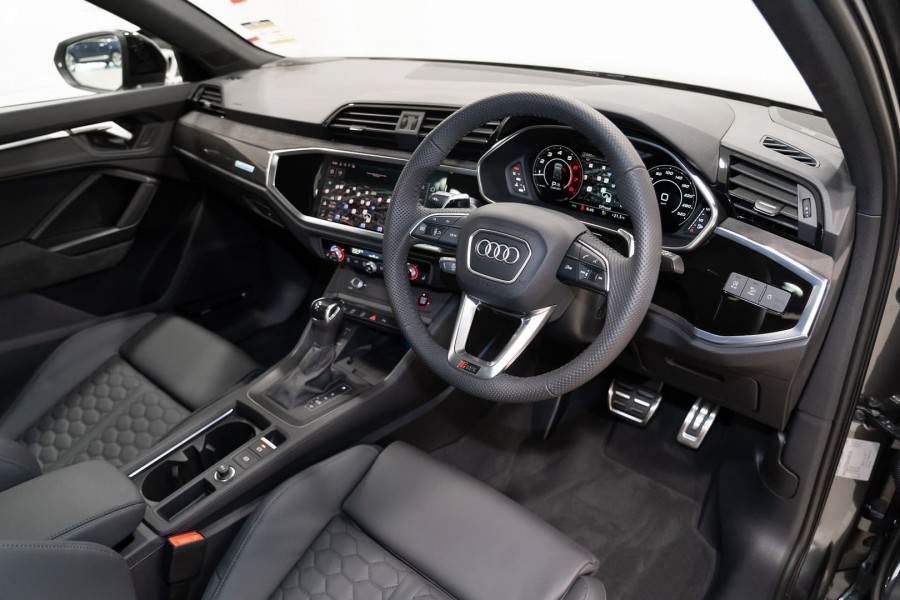 2022 Audi RS Q3 