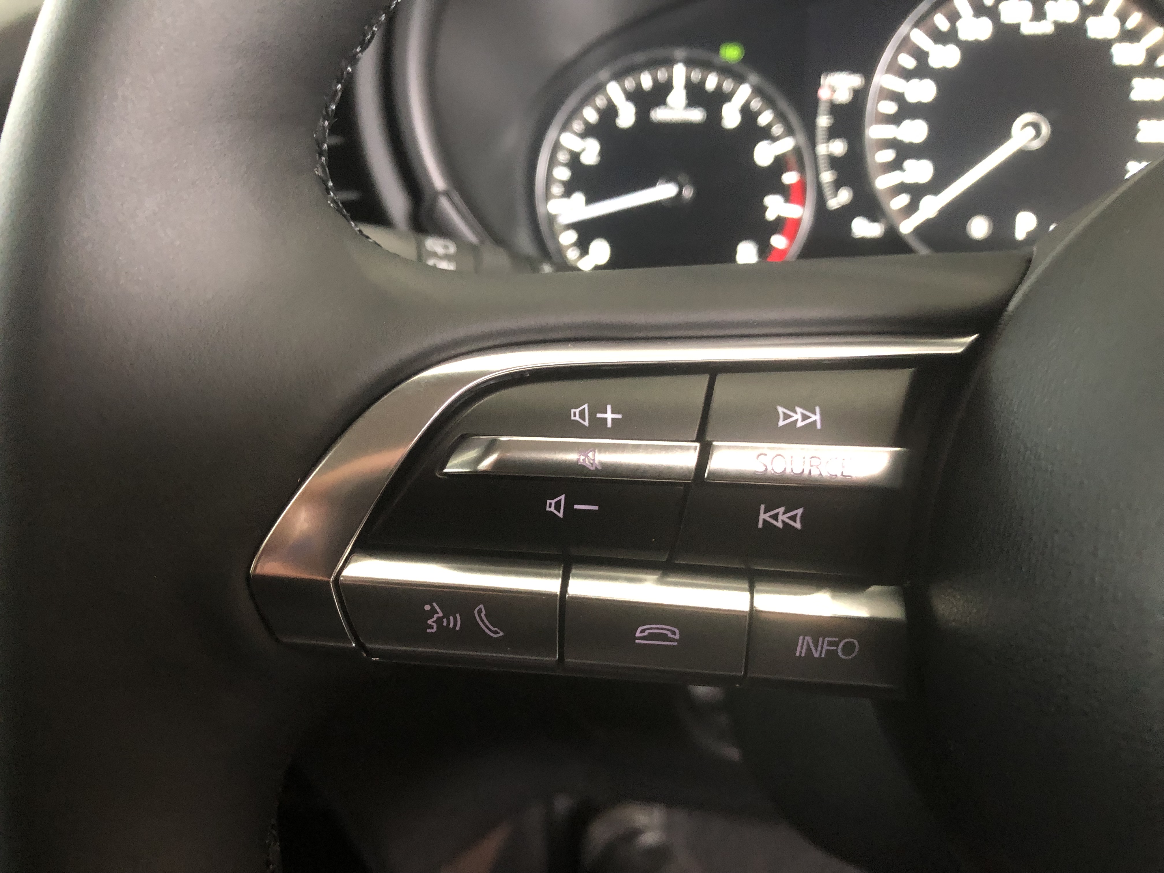 2025 MY24 Mazda CX-30 DM2W7A G25 Astina SUV Image 13