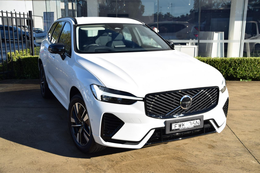 2025 MY26 Volvo XC60 UZ Plus T8 Plug-in Hybrid Dark SUV Image 2