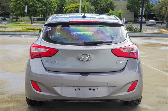 2013 Hyundai i30 GD Premium Hatch Image 3