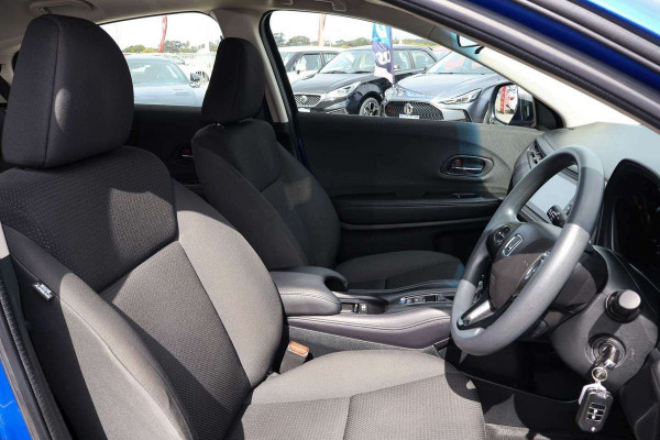 2021 Honda HR-V  VTi SUV Image 13