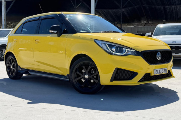 2020 MG MG3 SZP1 Core Hatch Image 12