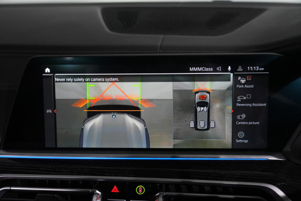 2021 BMW X7 M50i SUV Image 26