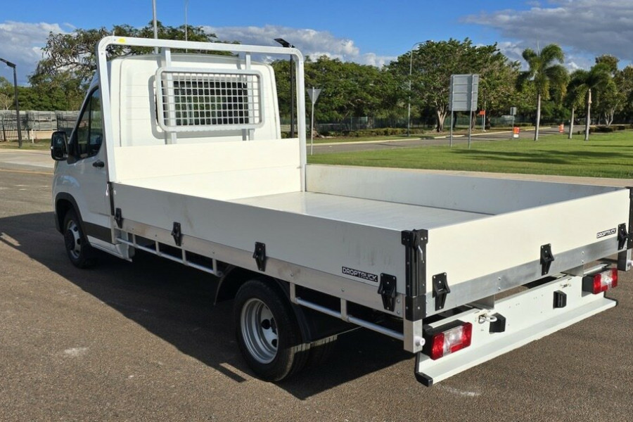 2023 LDV Deliver 9 Truck Image 10